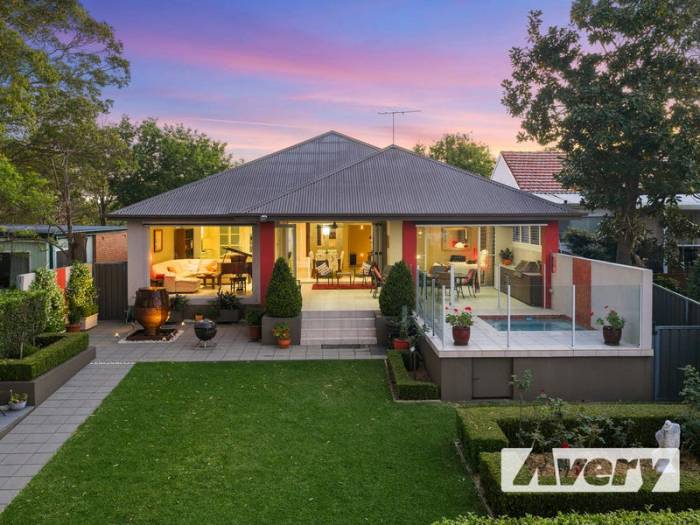 Rosendale Road, London 1 bed flat for sale - £350,000